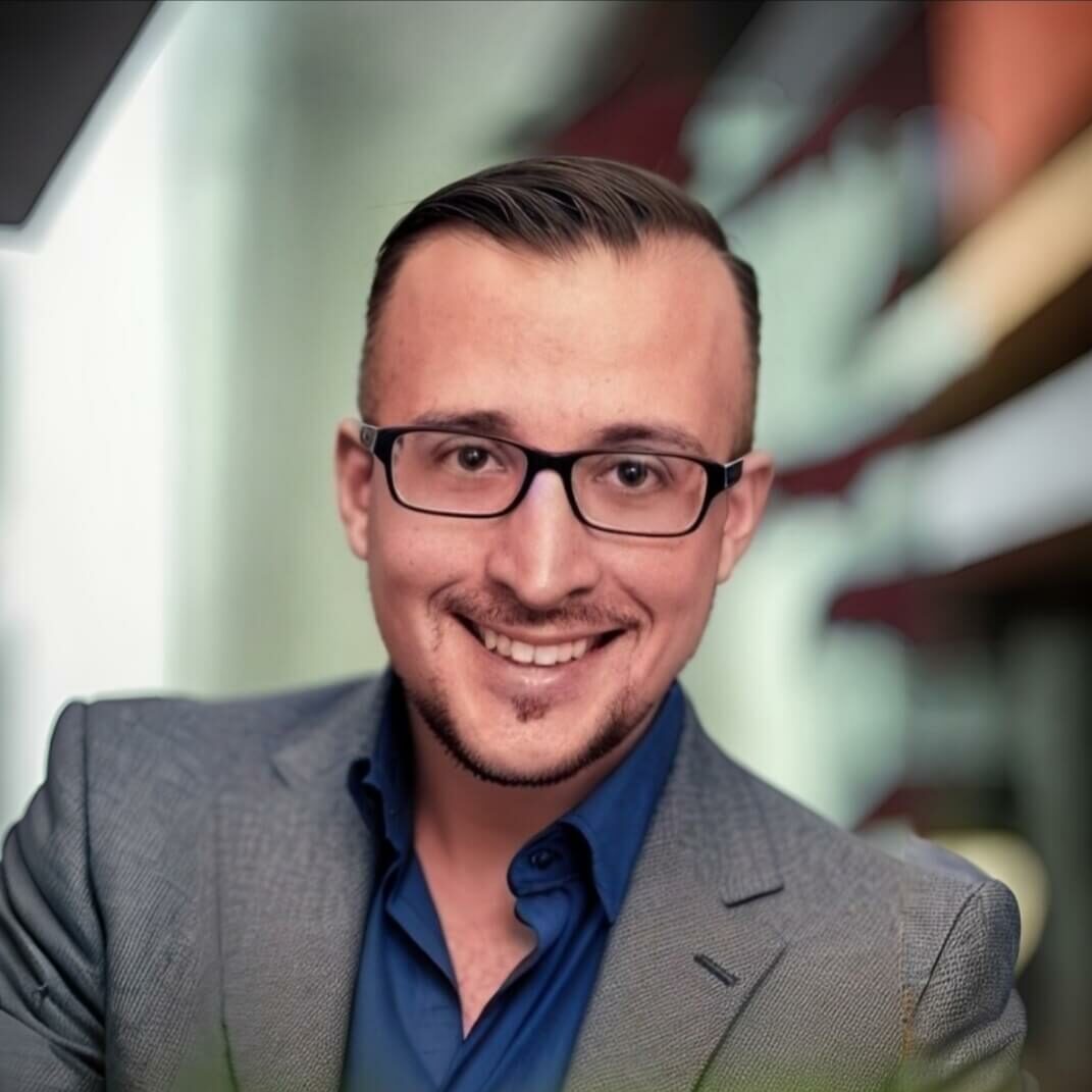 Janek Lange - Account Manager bei finanzcheckPRO